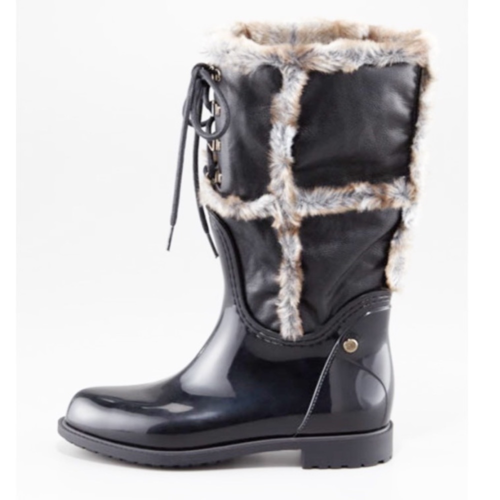 Stuart Weitzman Rebooting Rain Boots, Size US 6 in excellent condition